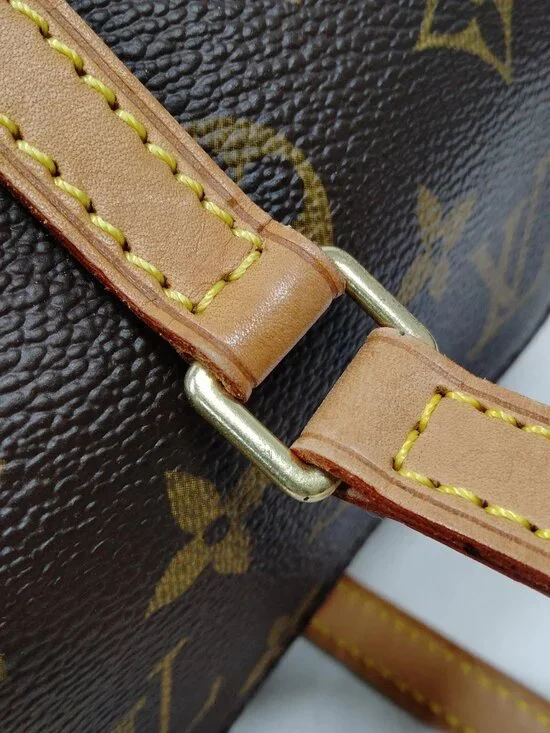 Authentic Louis Vuitton Papillon 30 Monogram Bag w/ Mini Pouch - Picture 7 of 16